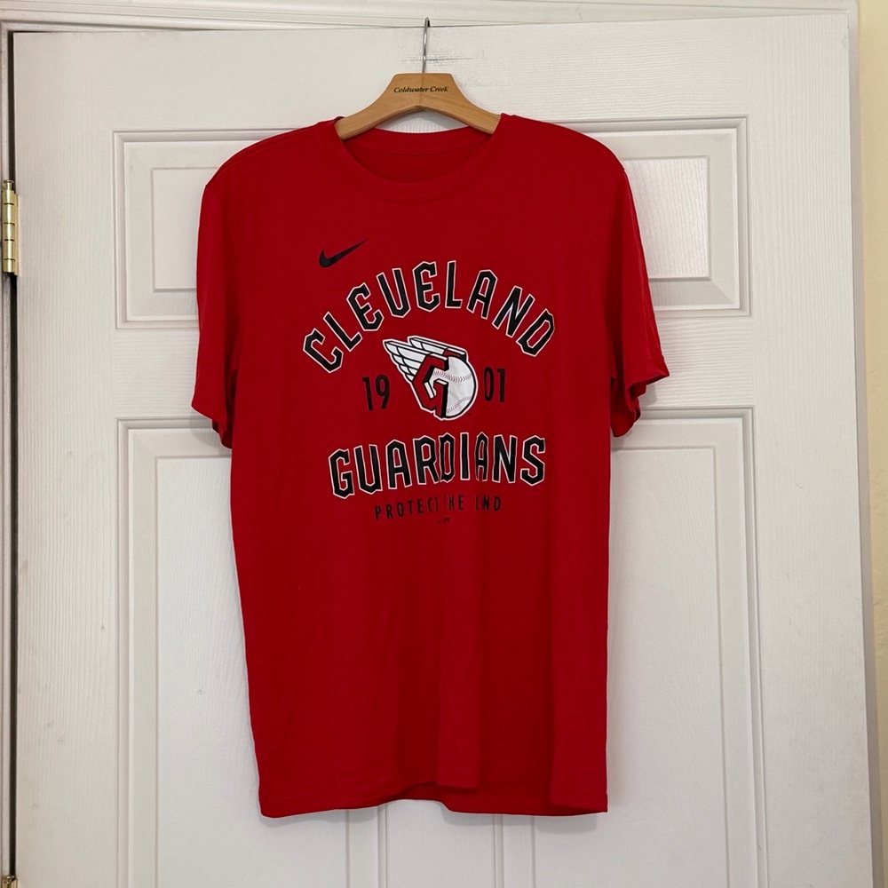 Nike Cleveland Guardians Red Graphic T‑Shirt Dri Fit Size Large L